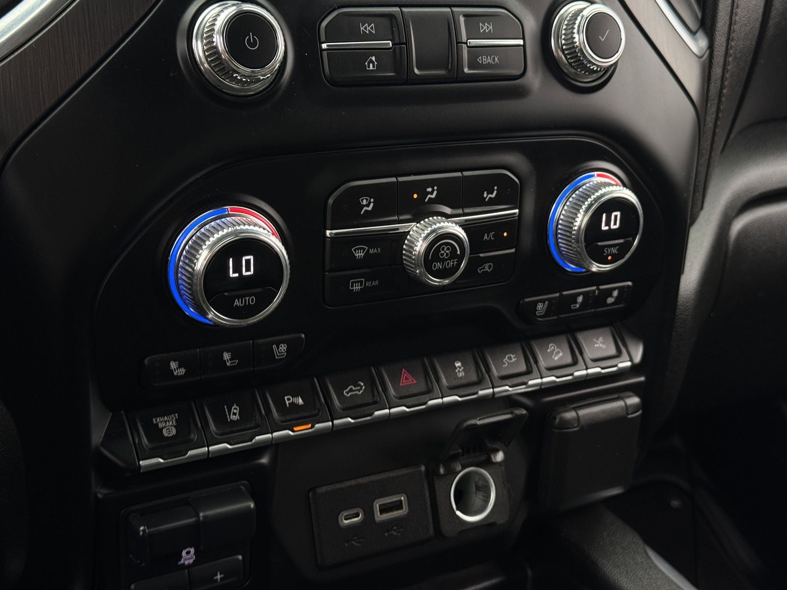 2023 GMC Sierra 2500HD AT4