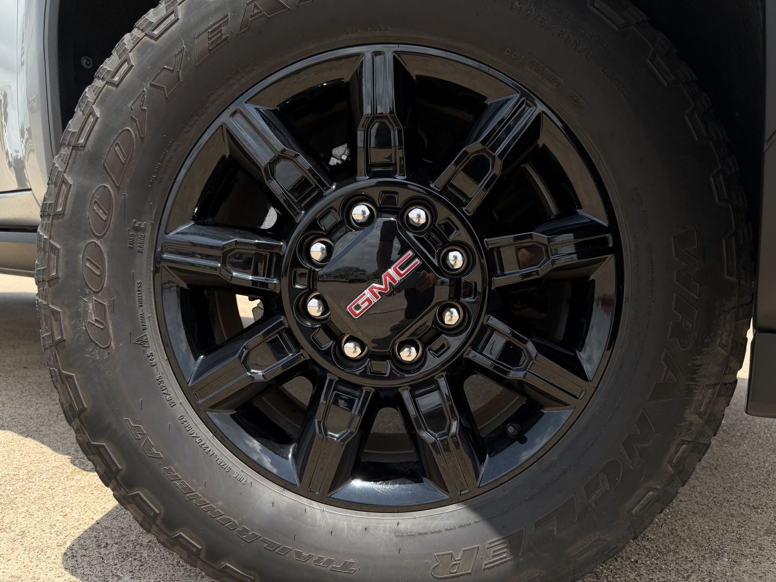 2025 GMC Sierra 2500HD AT4