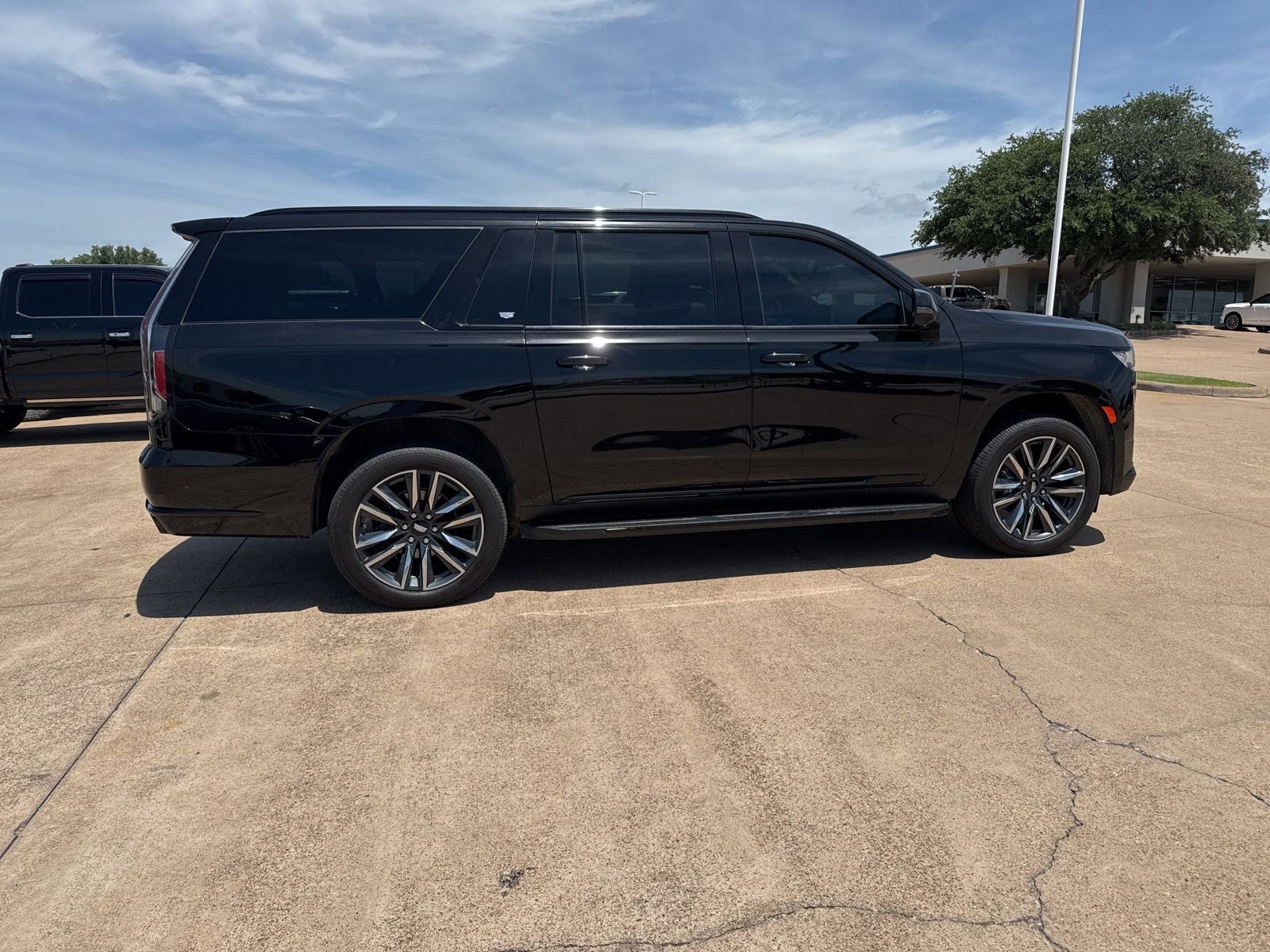 2021 Cadillac Escalade ESV Sport