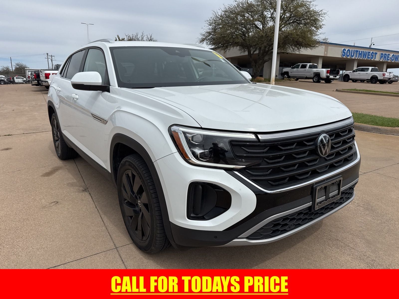 2024 Volkswagen Atlas Cross Sport 2.0T SE w/Technology