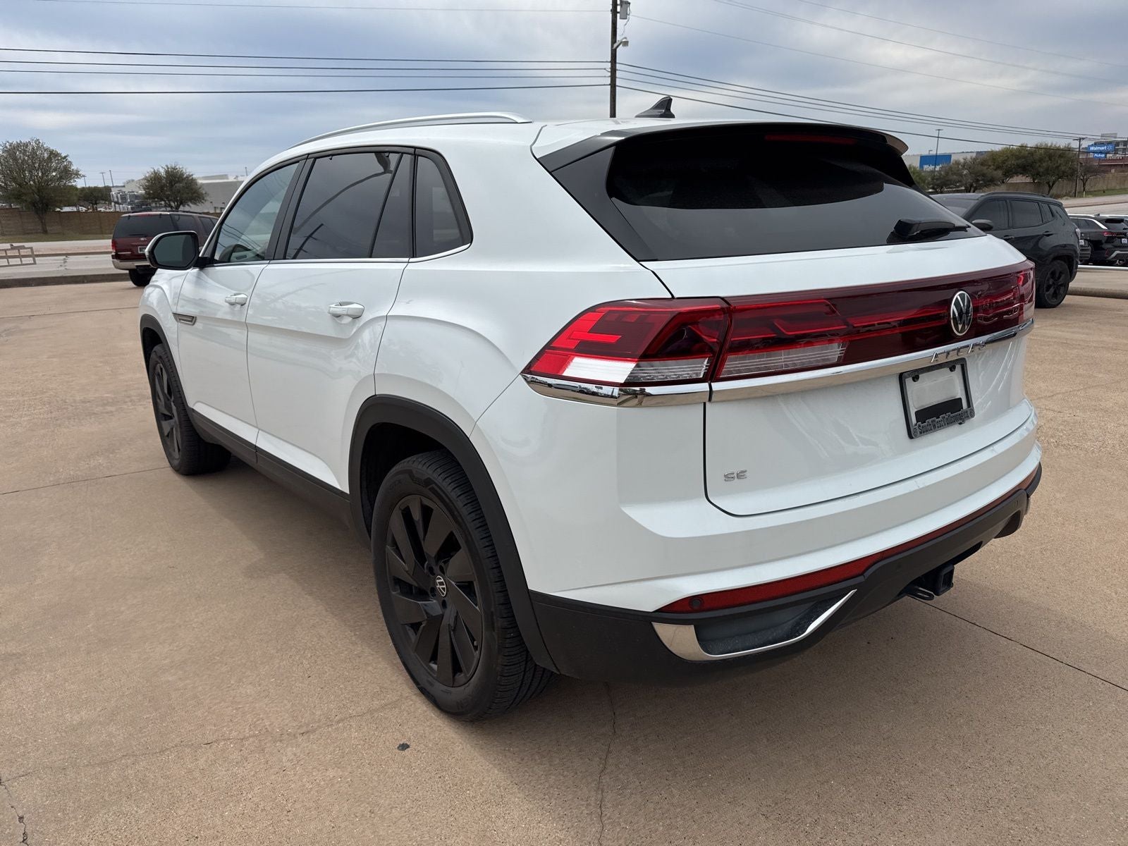 2024 Volkswagen Atlas Cross Sport 2.0T SE w/Technology