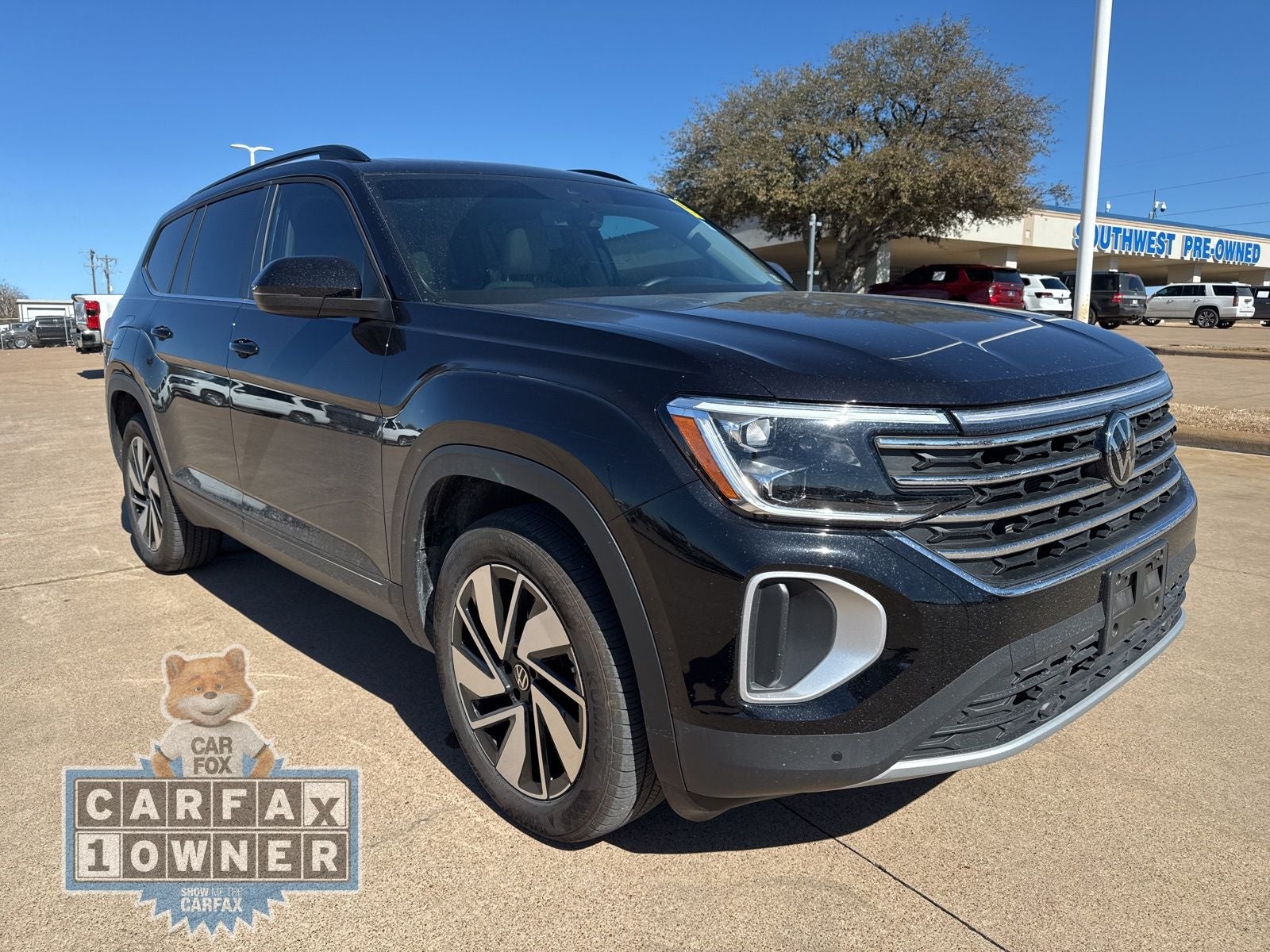 2025 Volkswagen Atlas 2.0T SE w/Technology