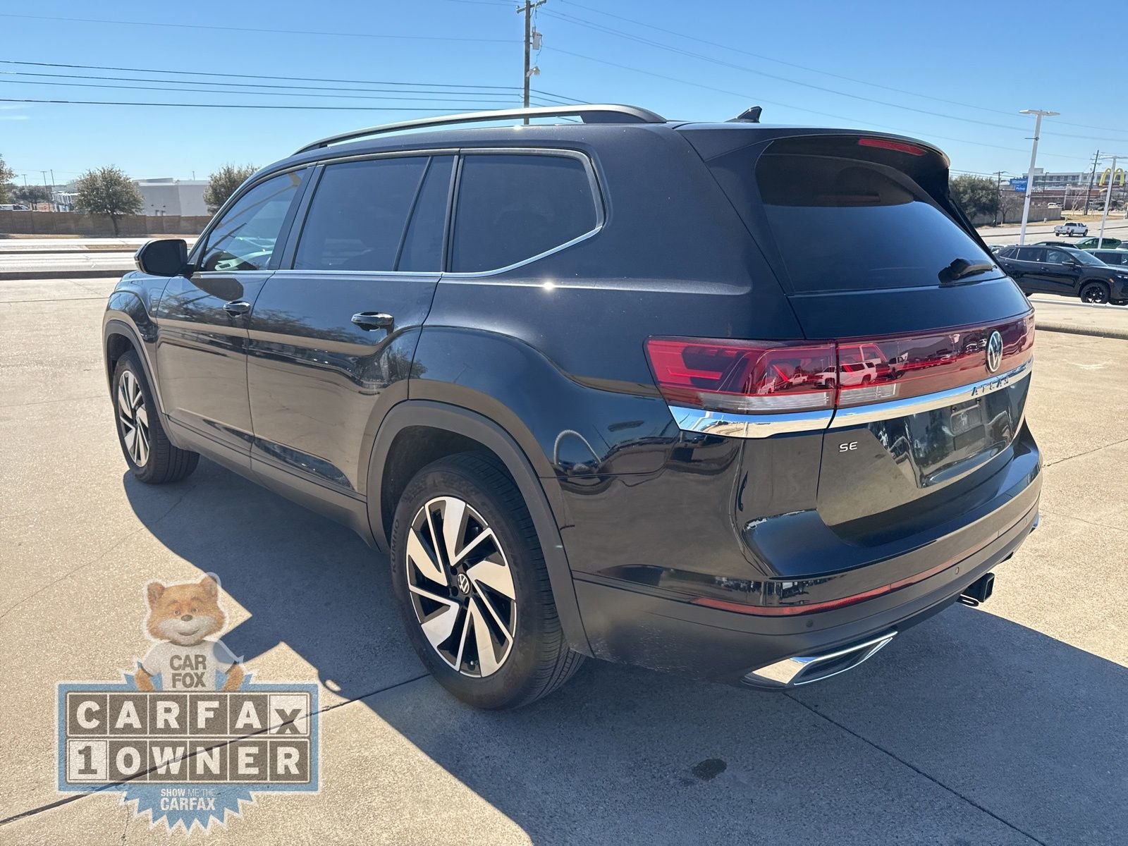 2025 Volkswagen Atlas 2.0T SE w/Technology