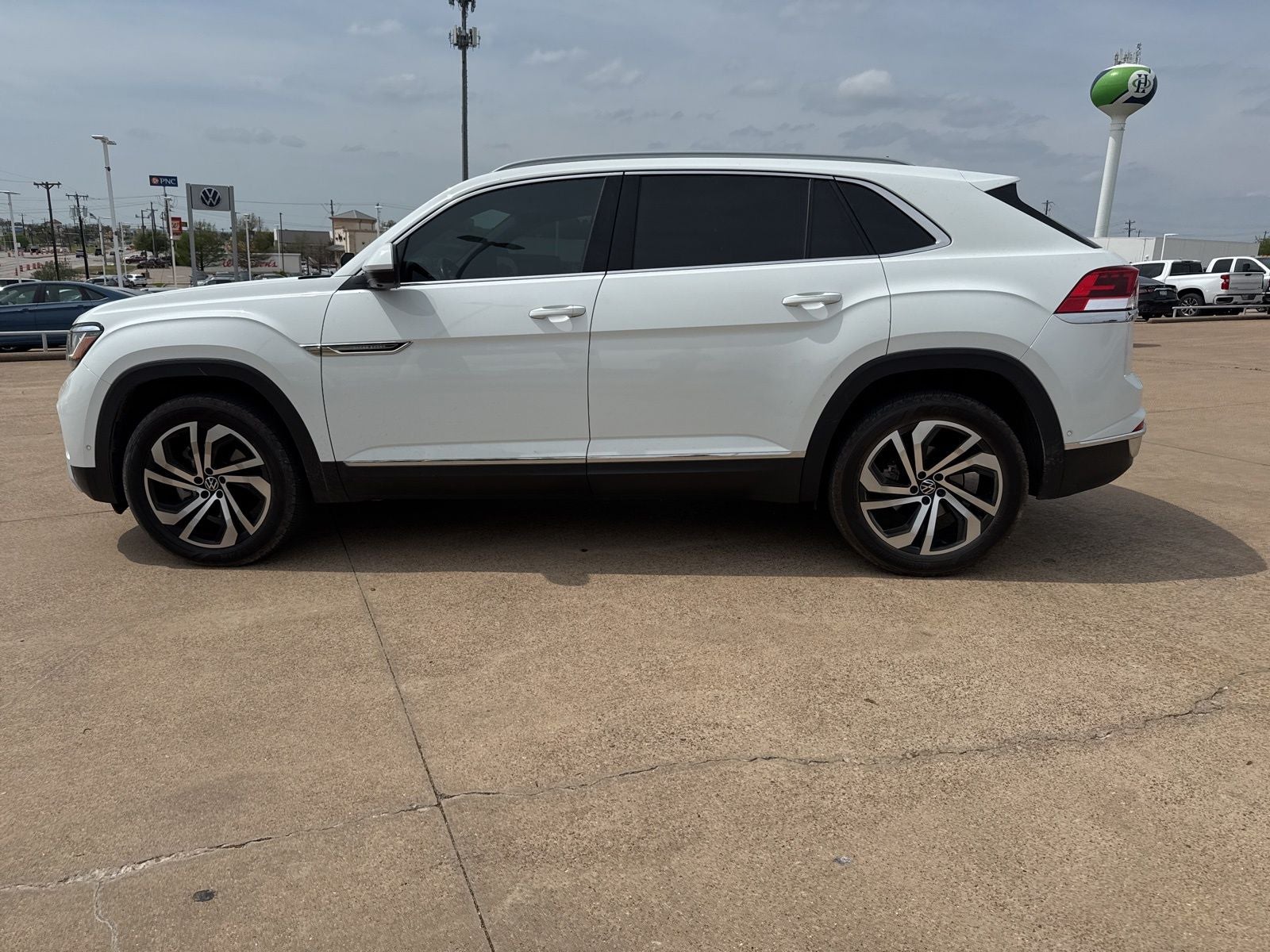 2020 Volkswagen Atlas Cross Sport 3.6L V6 SEL Premium 4Motion