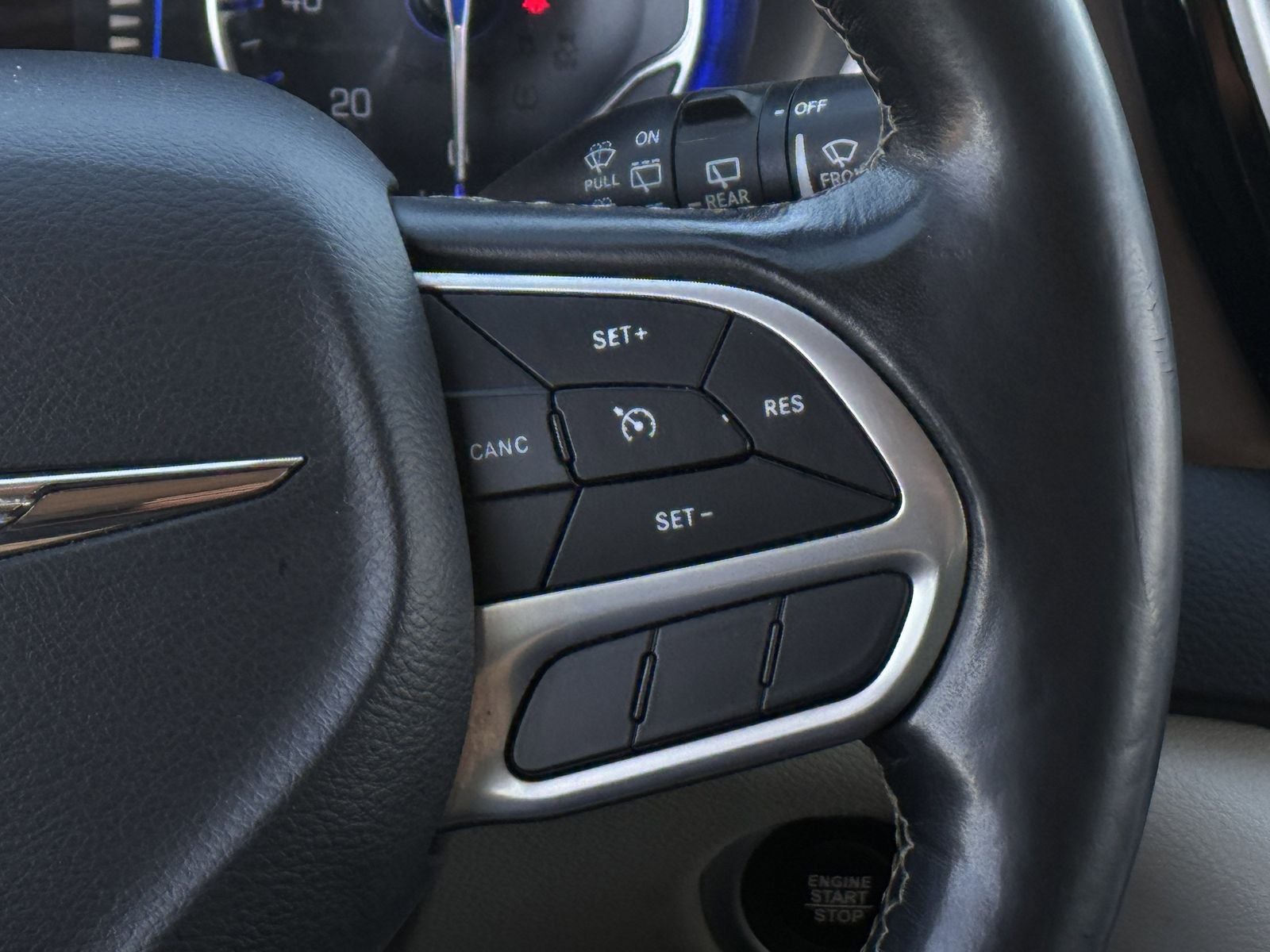 2022 Chrysler Voyager LX