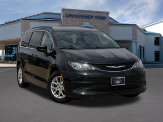 2021 Chrysler Voyager LXI