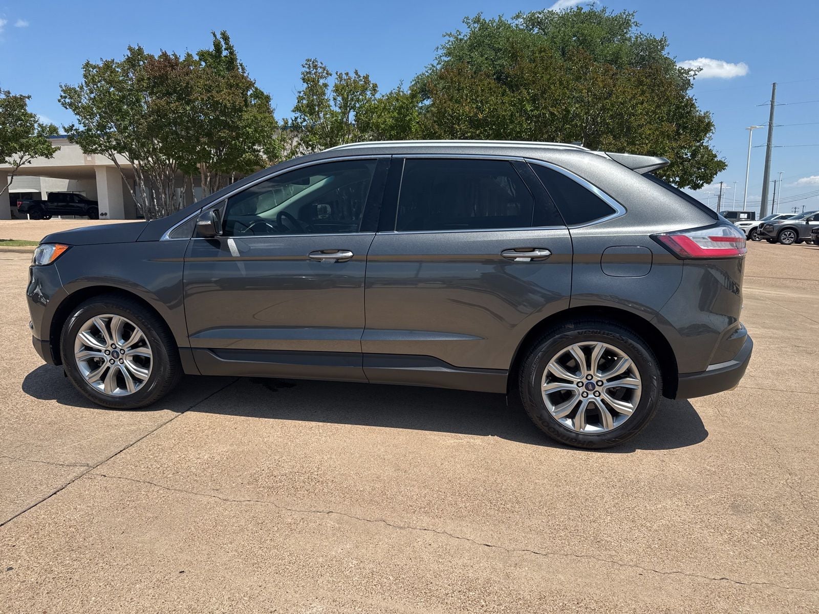2019 Ford Edge Titanium
