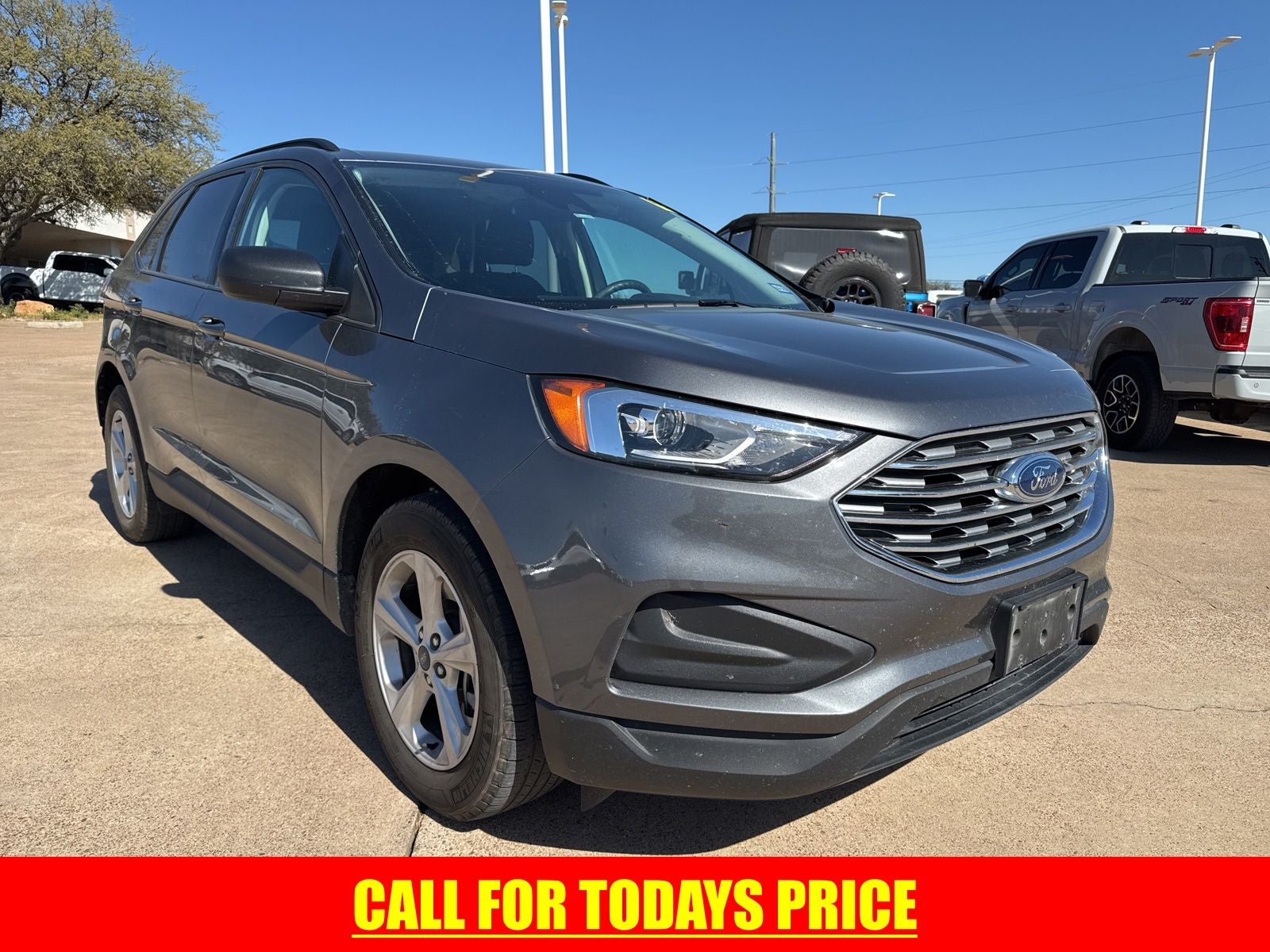 2022 Ford Edge SE