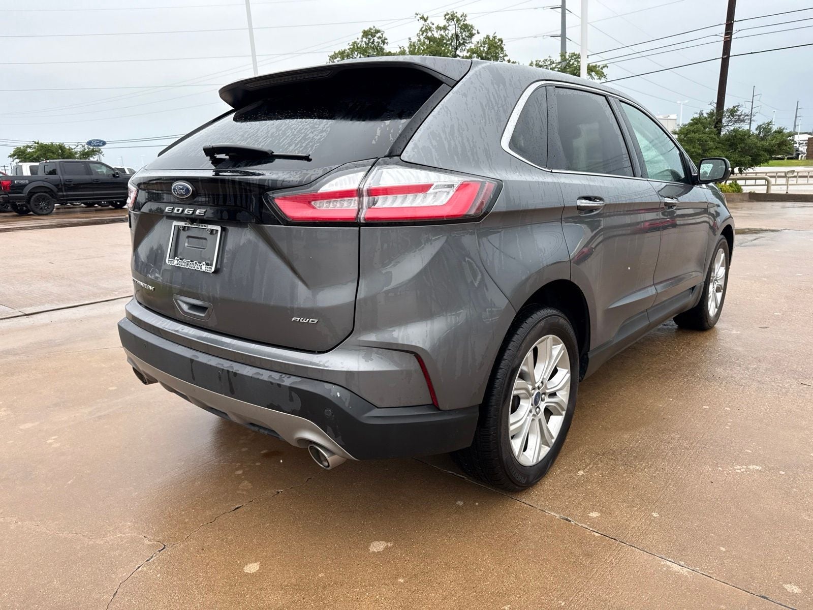 2022 Ford Edge Titanium