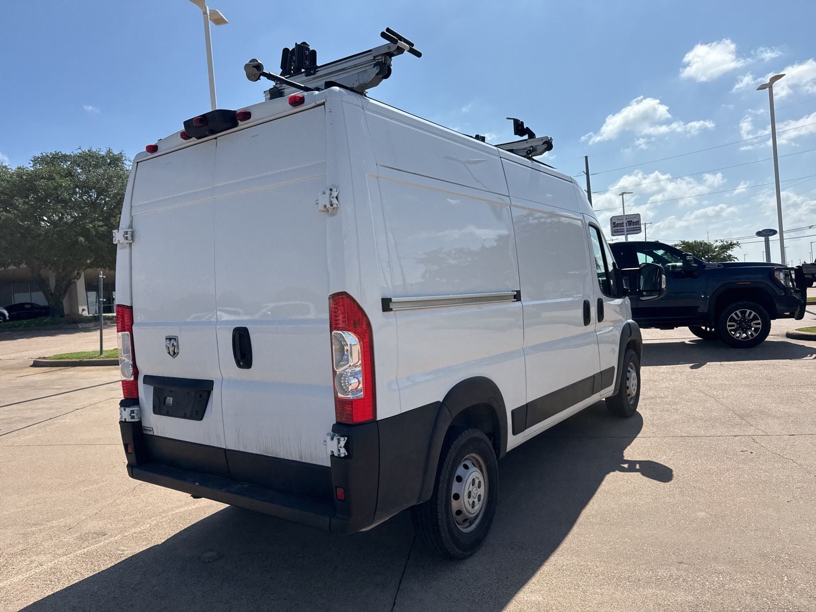 2022 RAM ProMaster 1500 Base