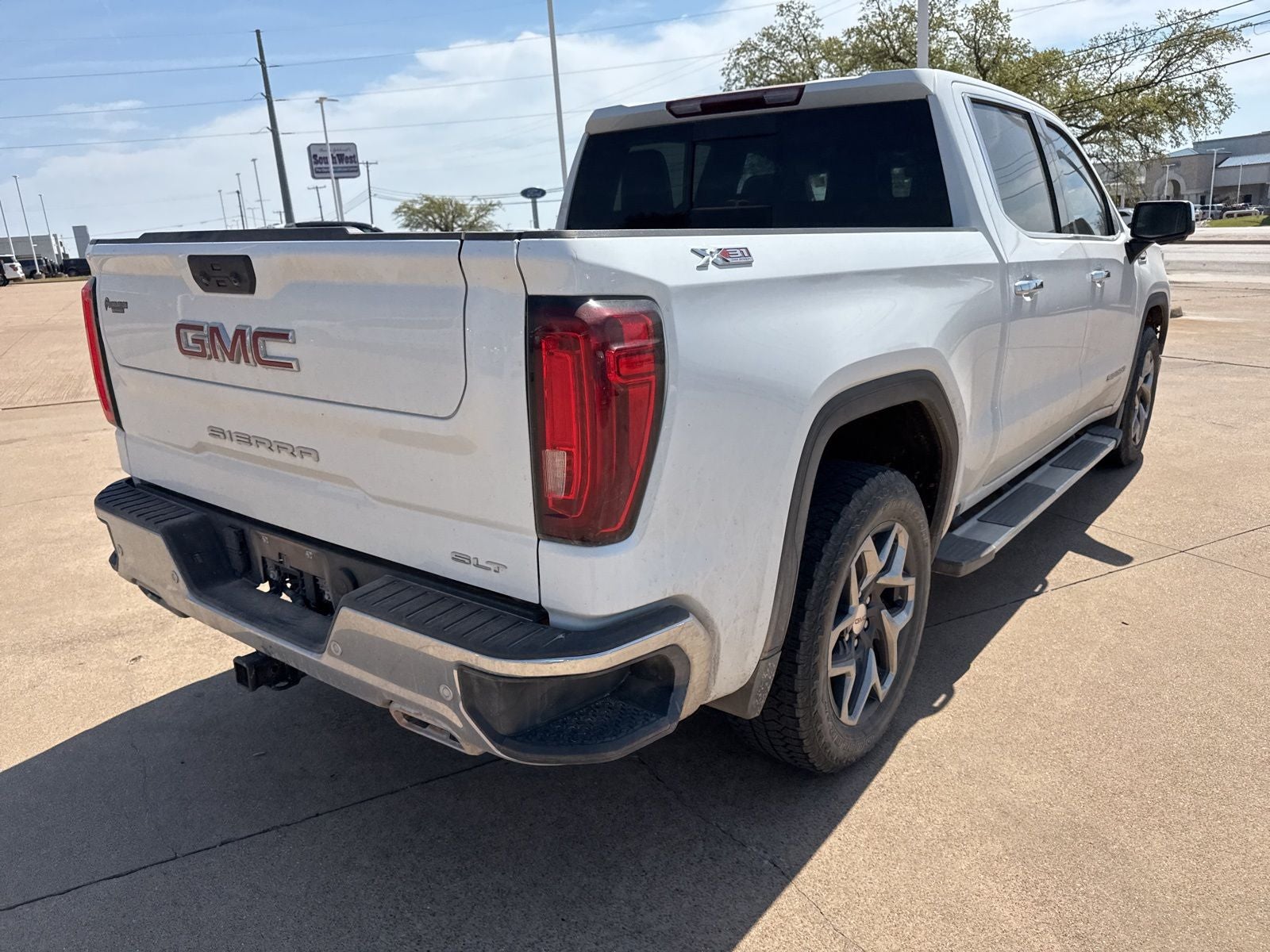 2023 GMC Sierra 1500 SLT