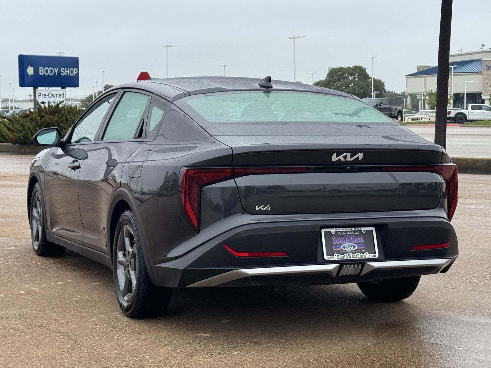 2025 Kia K4 LXS