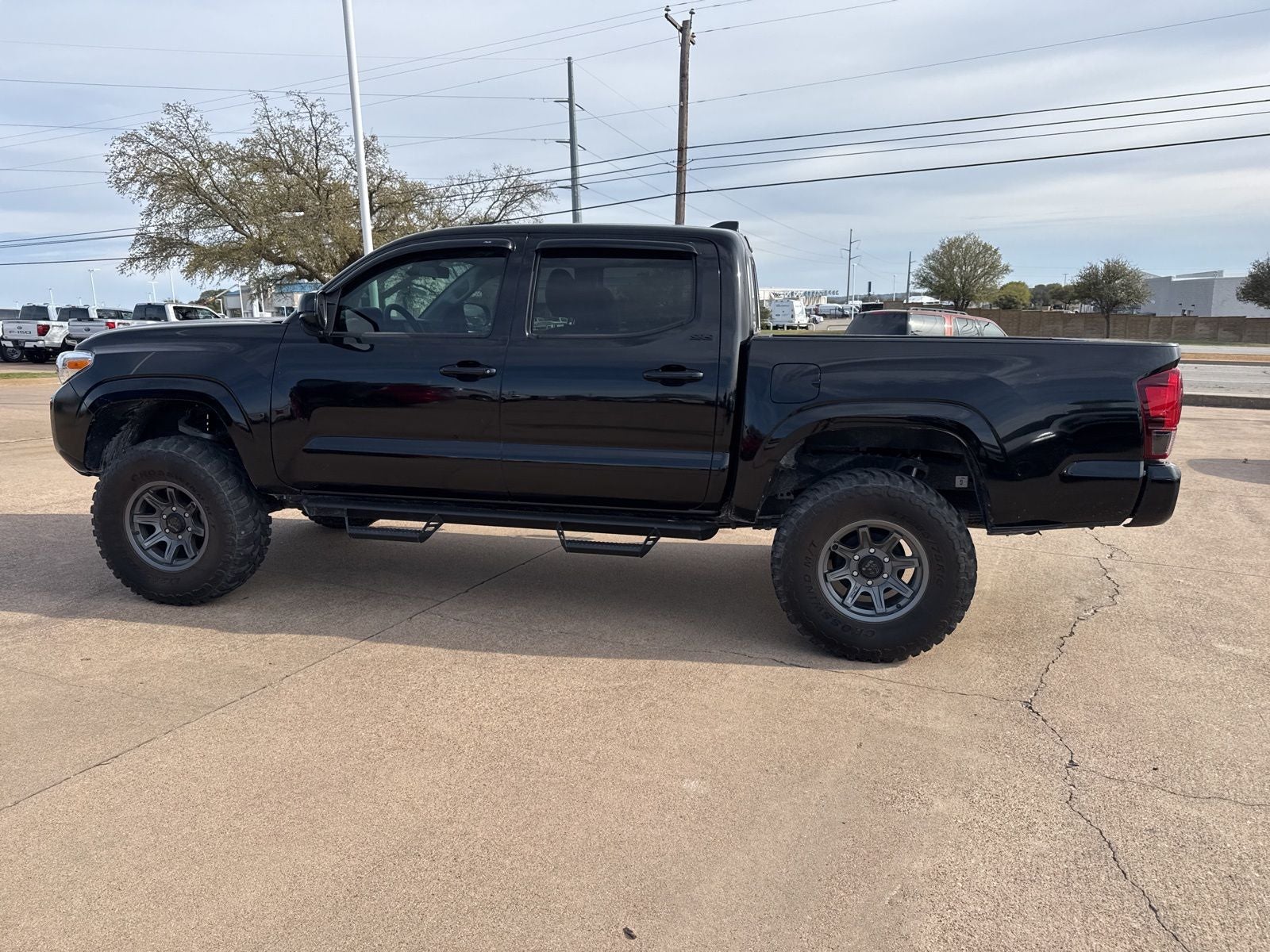 2023 Toyota Tacoma SR V6