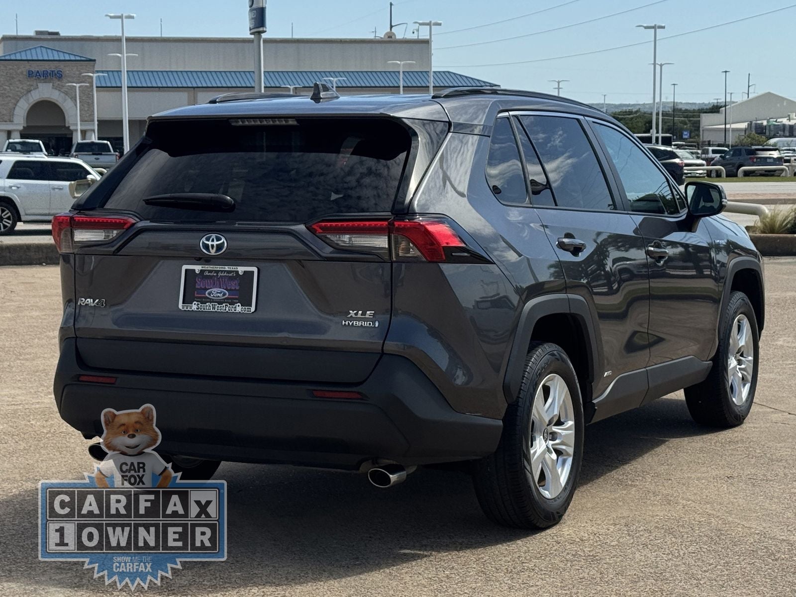 2021 Toyota RAV4 Hybrid XLE