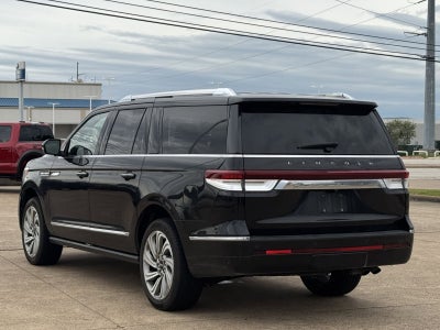 2022 Lincoln Navigator L Reserve