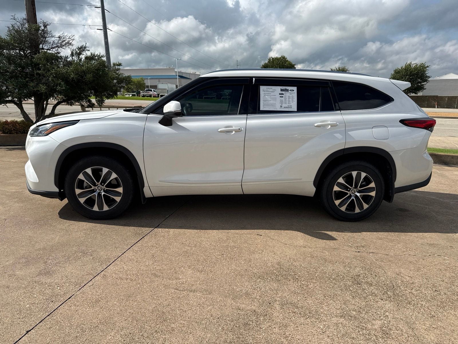 2020 Toyota Highlander XLE