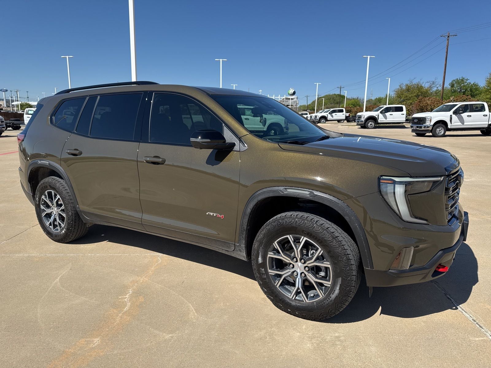 2024 GMC Acadia AT4