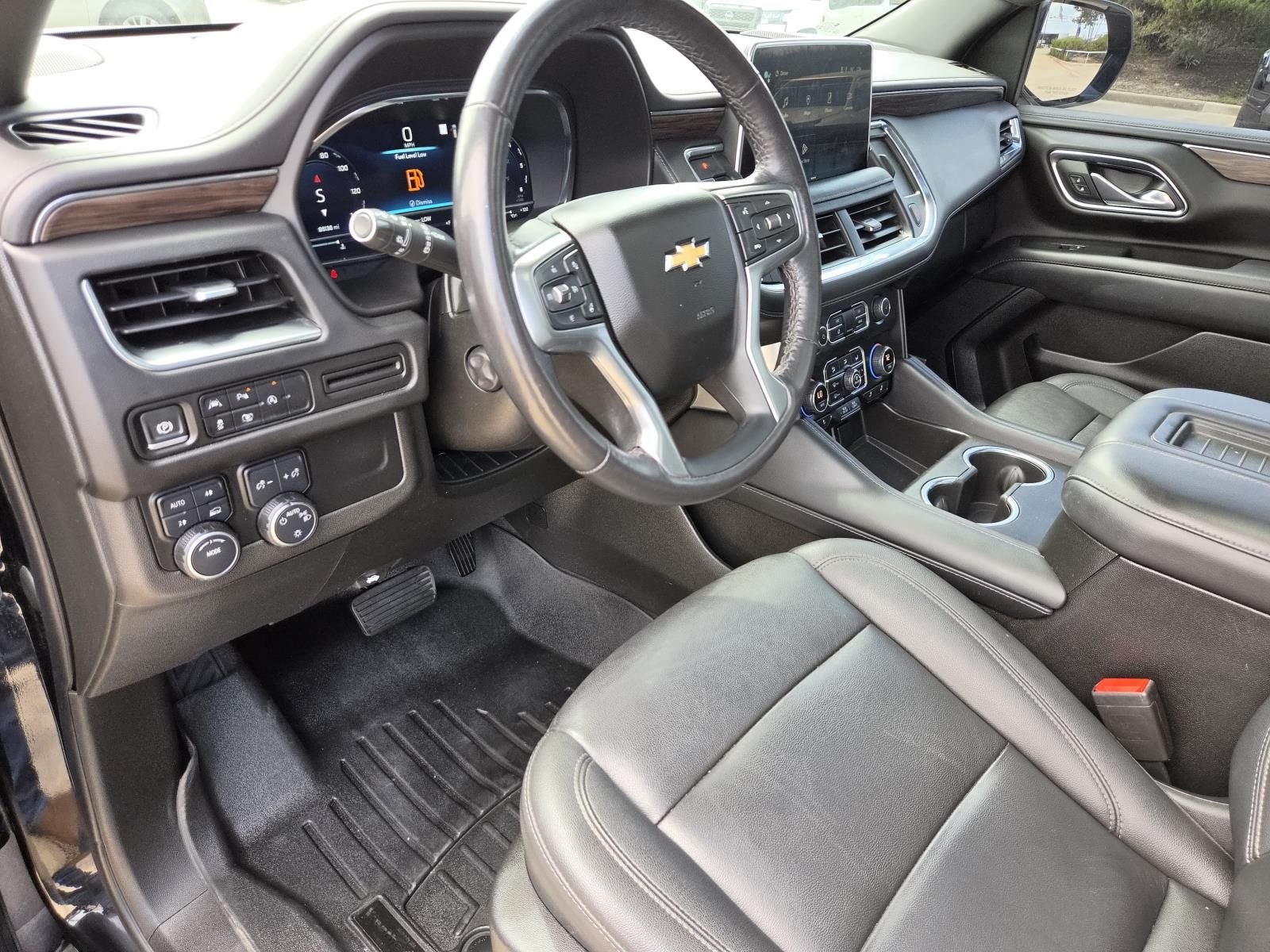 2023 Chevrolet Suburban LT
