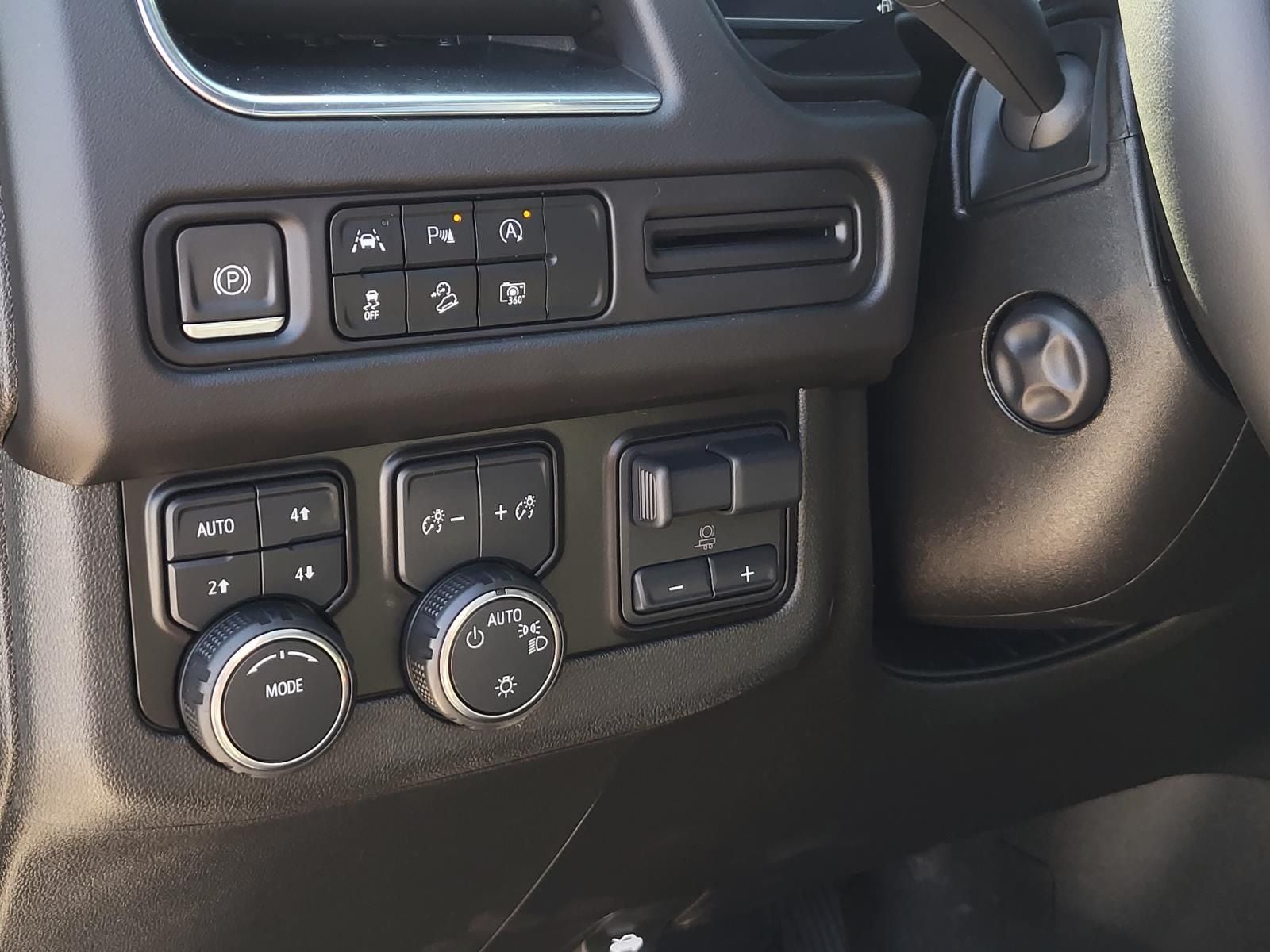 2024 Chevrolet Suburban Z71