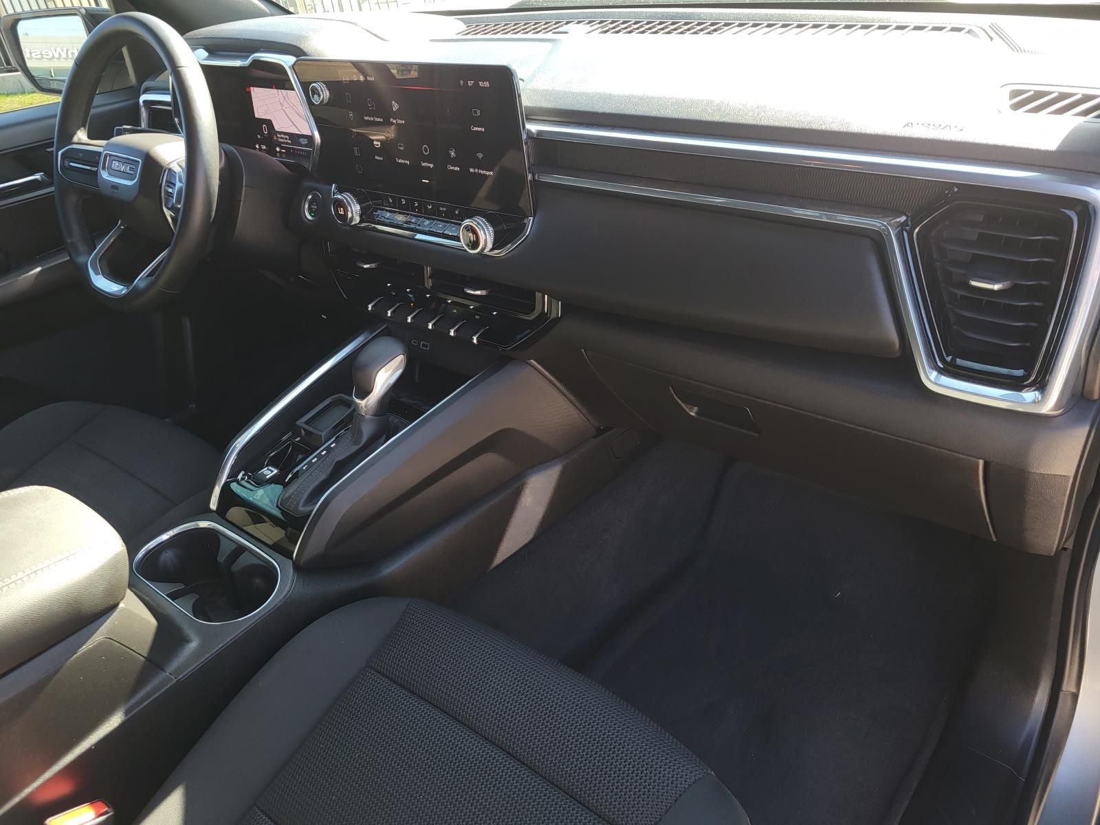 2025 GMC Canyon Elevation