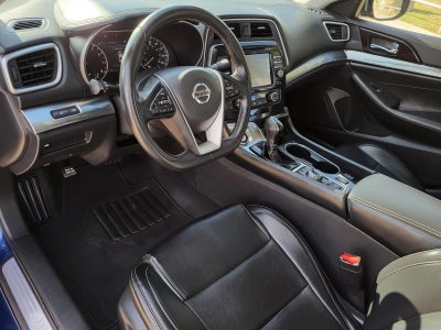 2022 Nissan Maxima SV