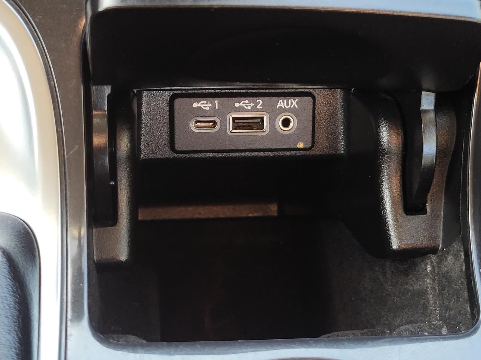 2022 Nissan Maxima SV