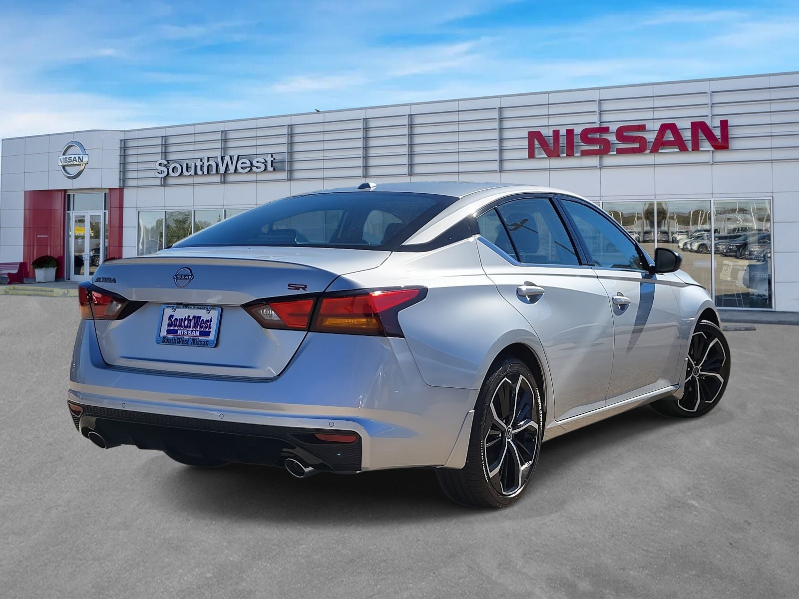 2025 Nissan Altima 2.5 SR