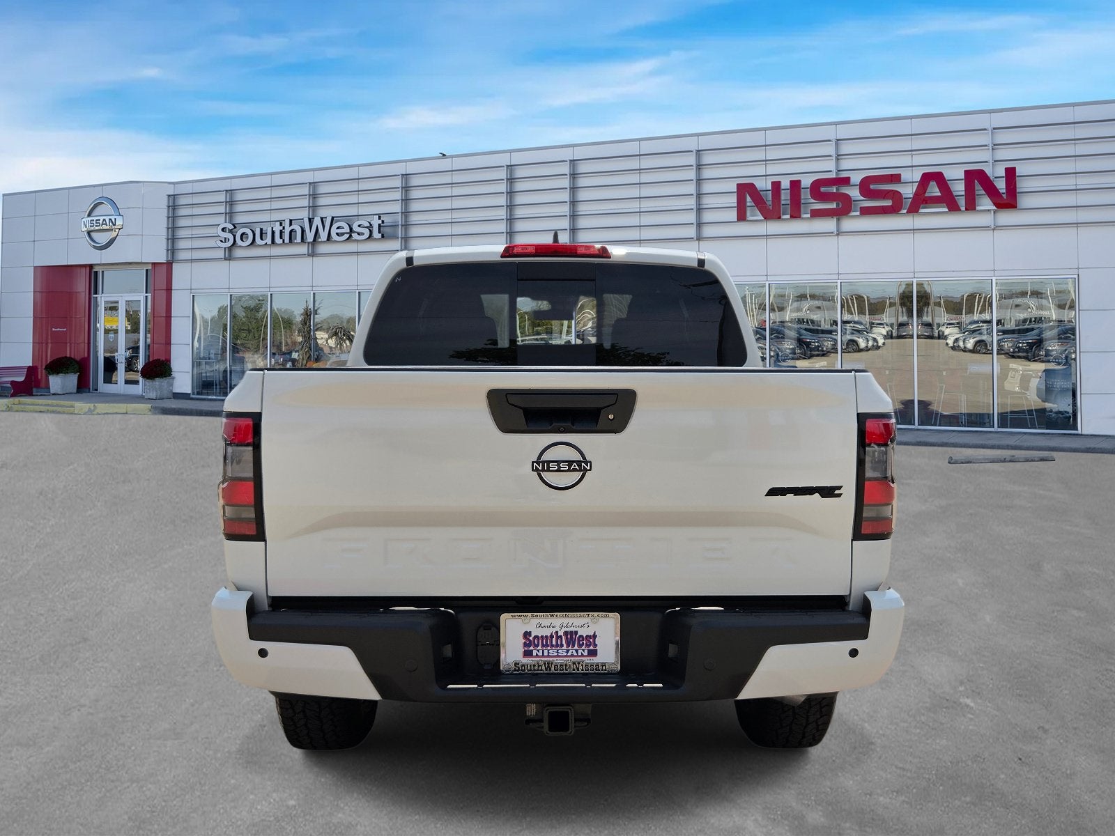 2027 Nissan Frontier SV