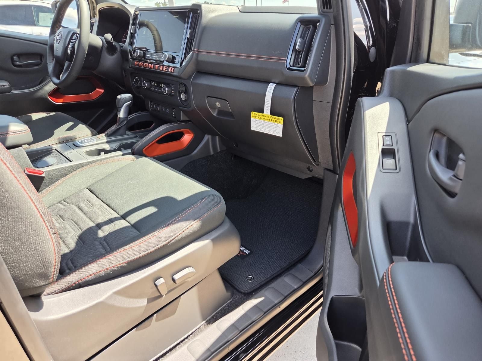 2027 Nissan Frontier PRO-4X LWB