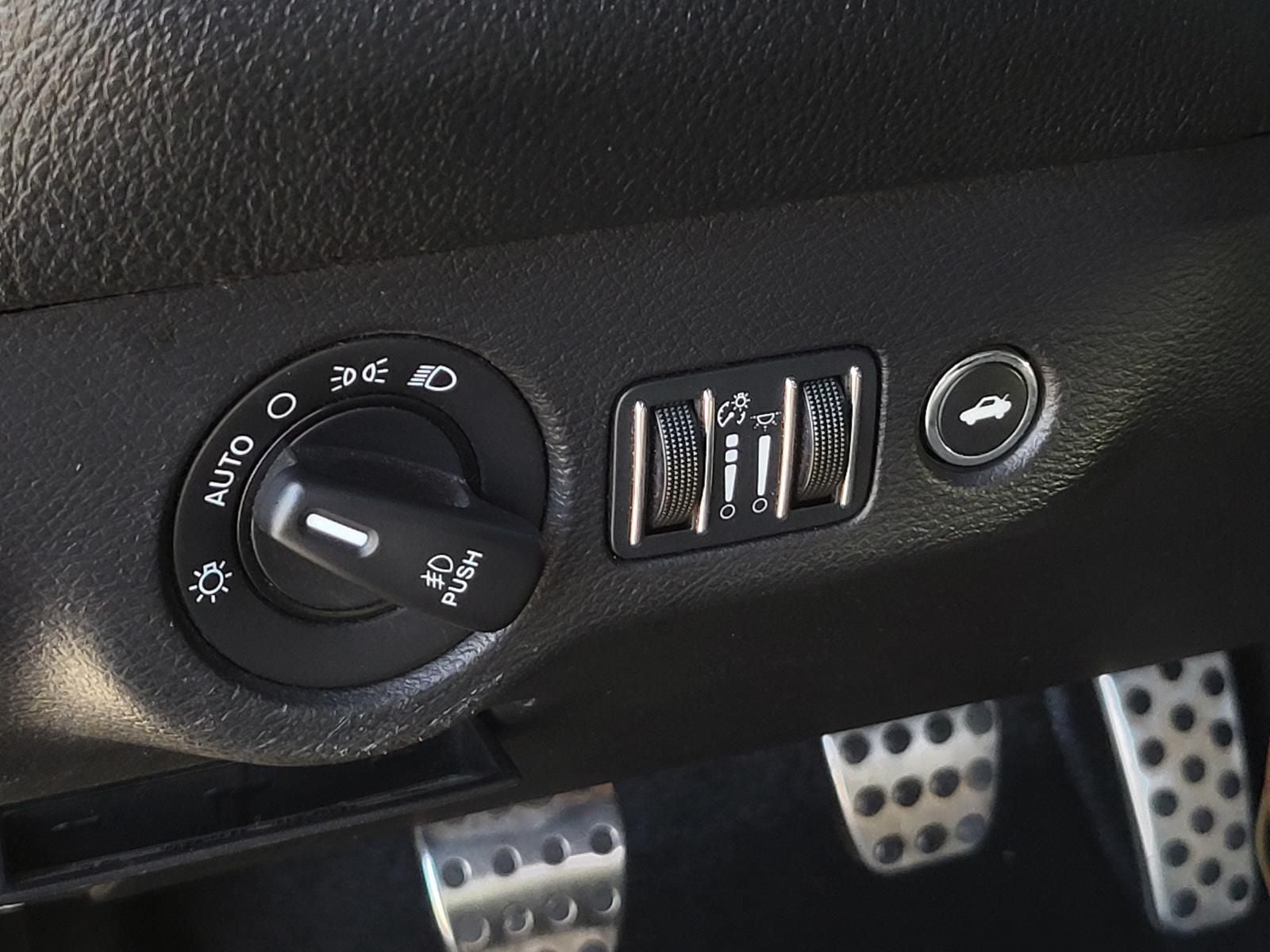 2015 Dodge Challenger R/T Scat Pack