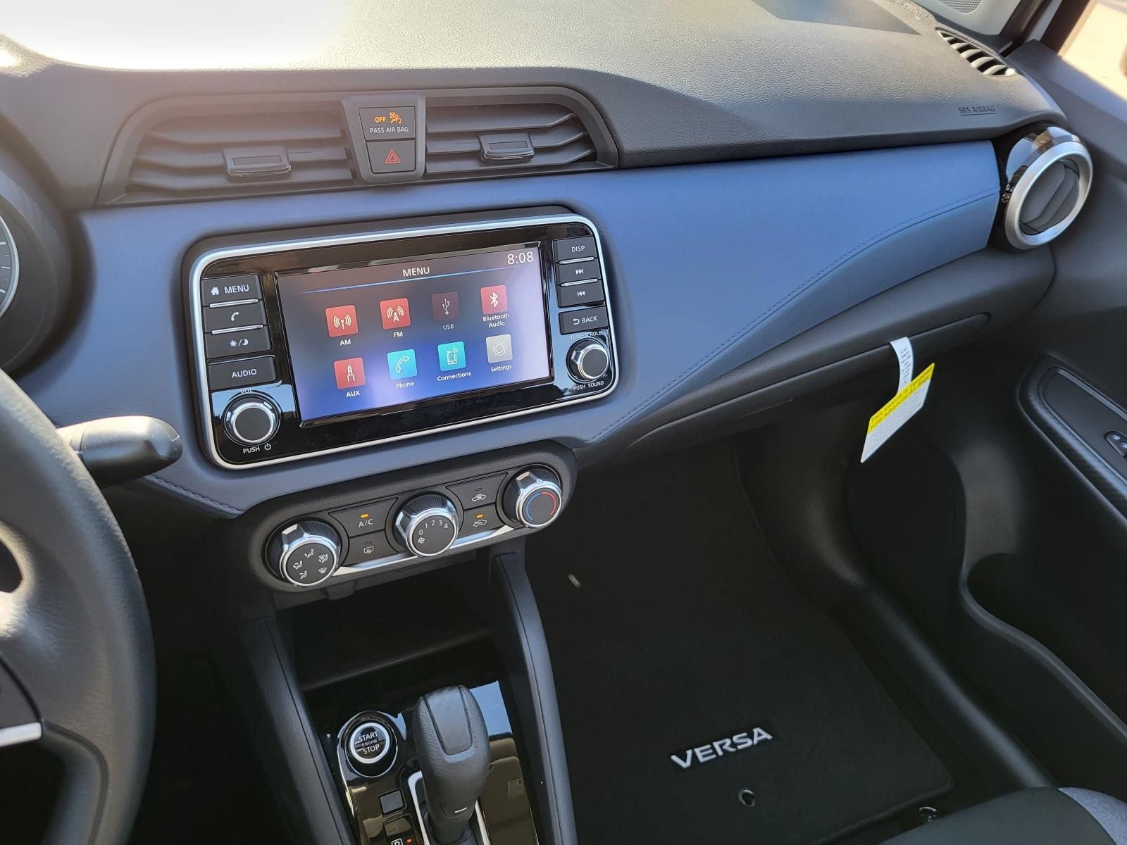 2025 Nissan Versa 1.6 SV