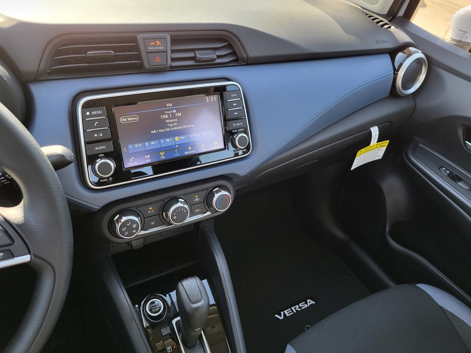 2025 Nissan Versa 1.6 SV