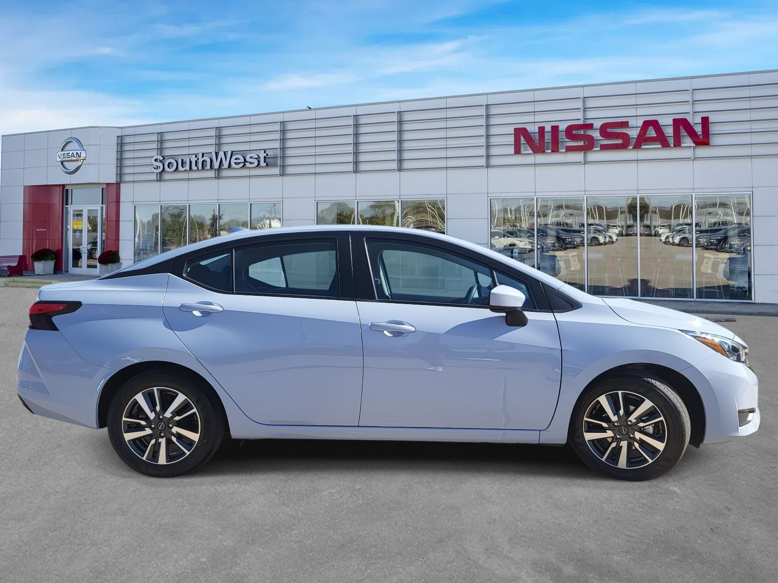 2025 Nissan Versa 1.6 SV