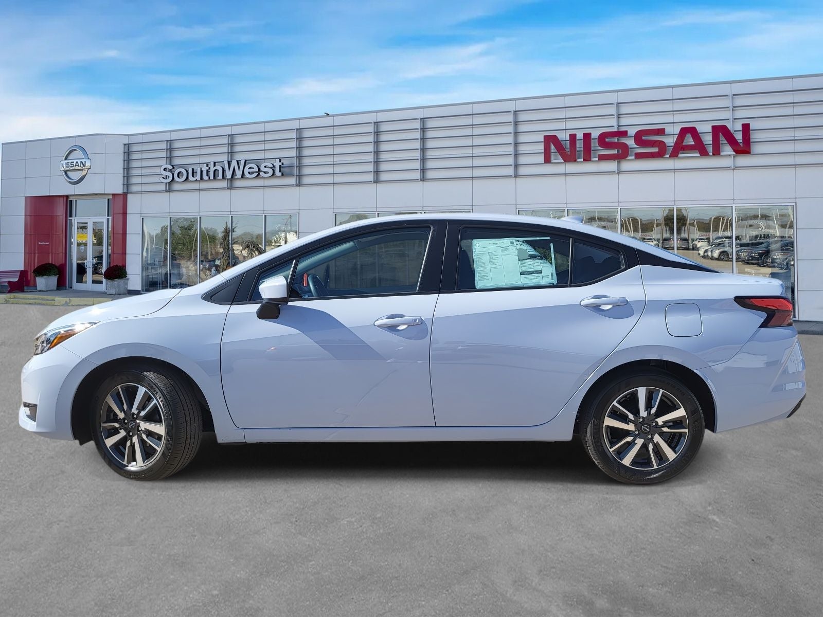 2025 Nissan Versa 1.6 SV