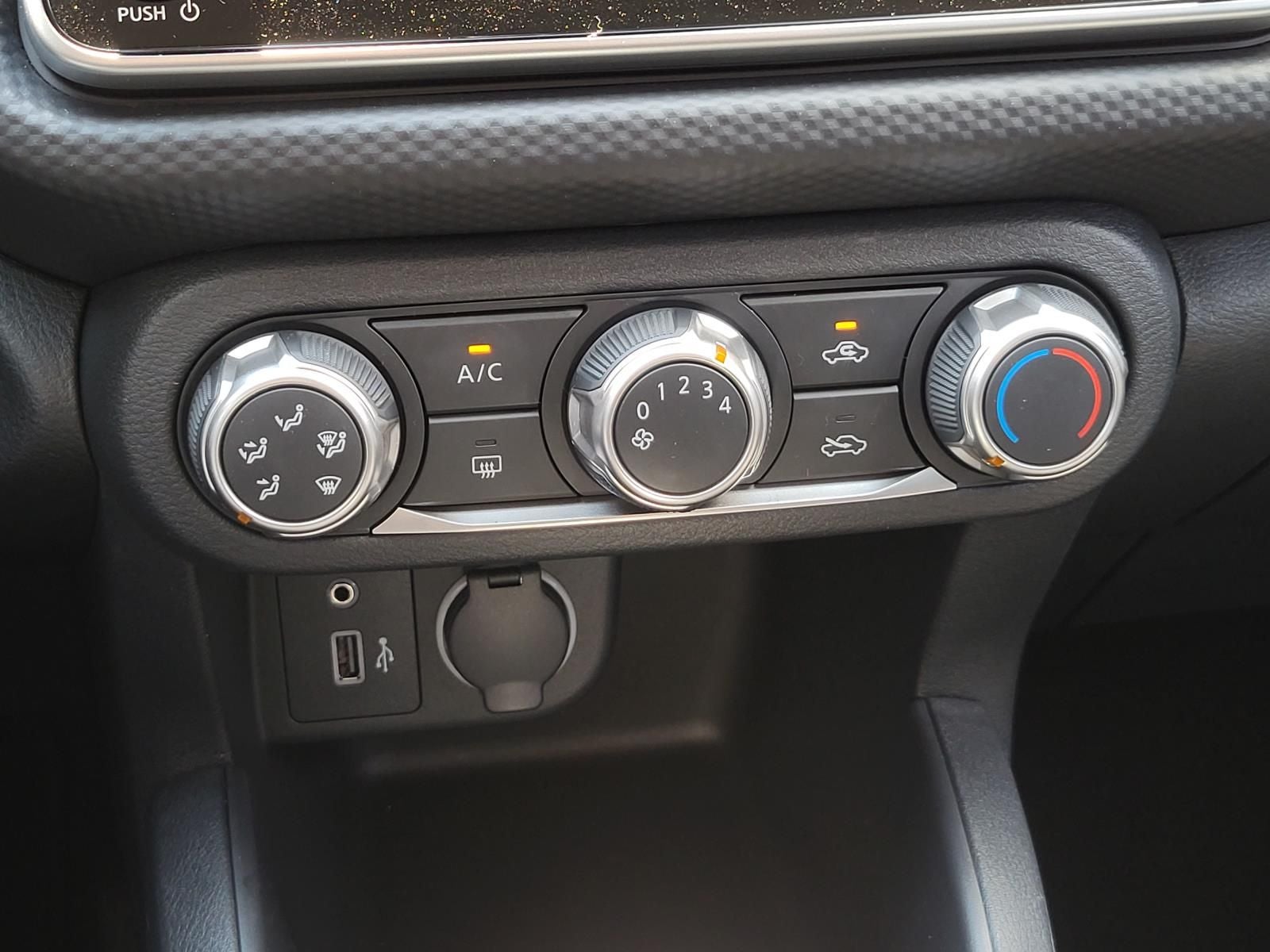 2025 Nissan Kicks Play S