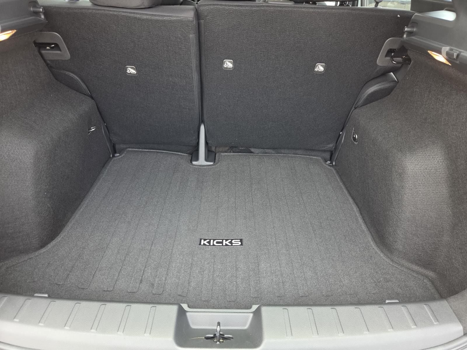 2027 Nissan Kicks S