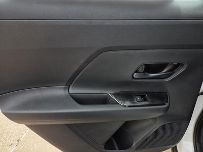 2027 Nissan Kicks S
