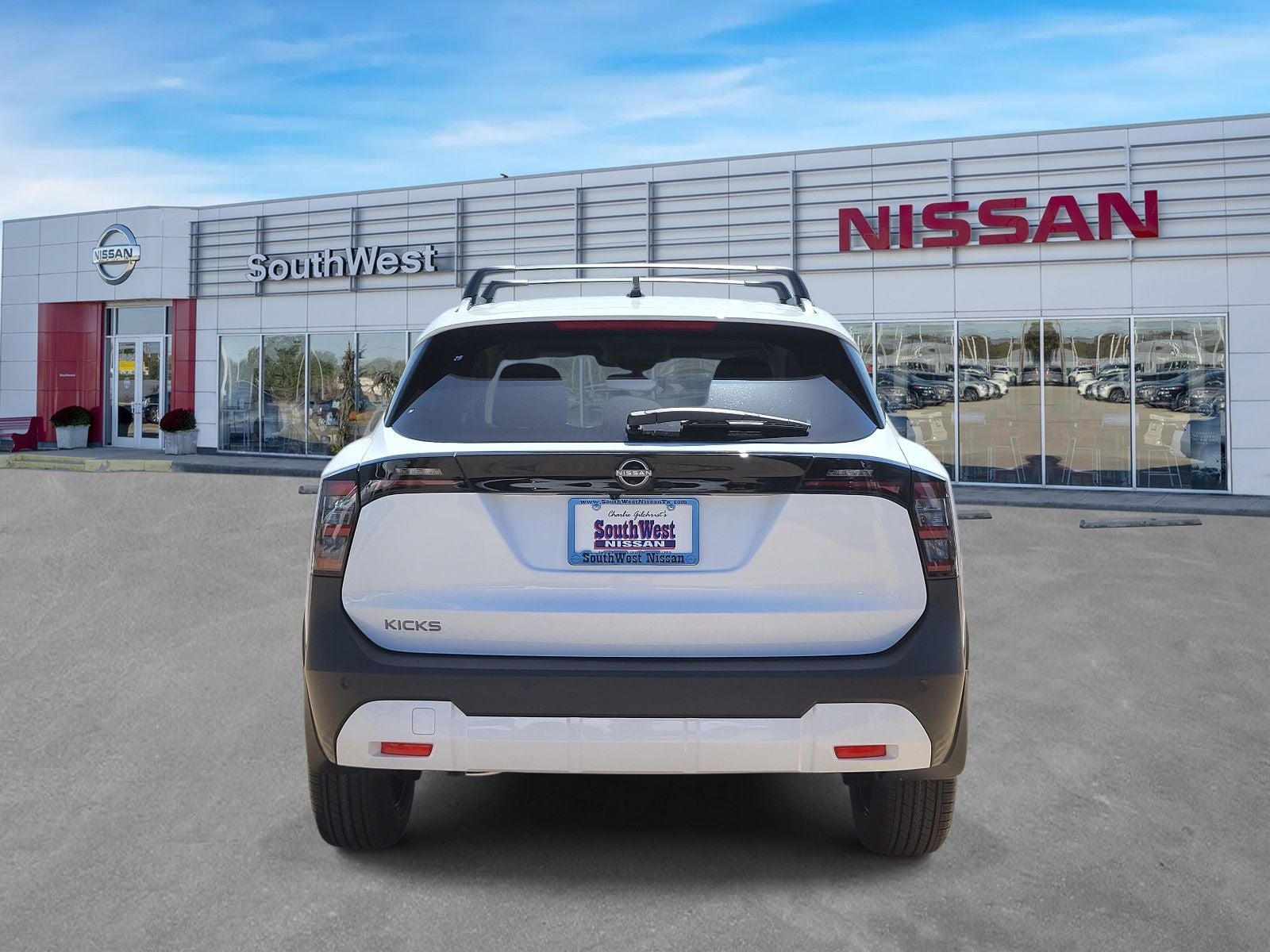 2026 Nissan Kicks SV