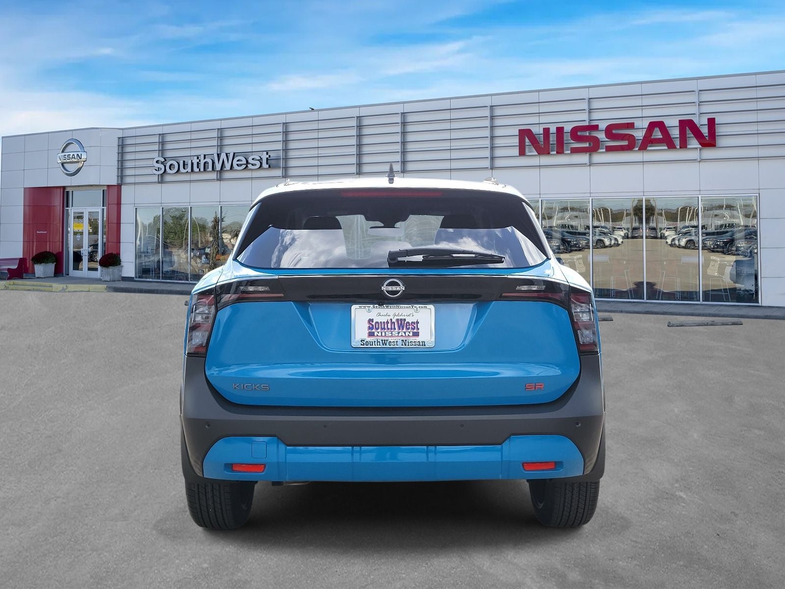 2026 Nissan Kicks SR