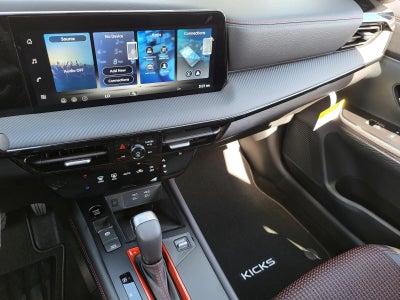 2026 Nissan Kicks SR