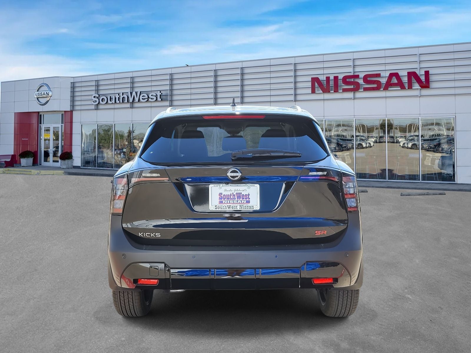 2026 Nissan Kicks SR