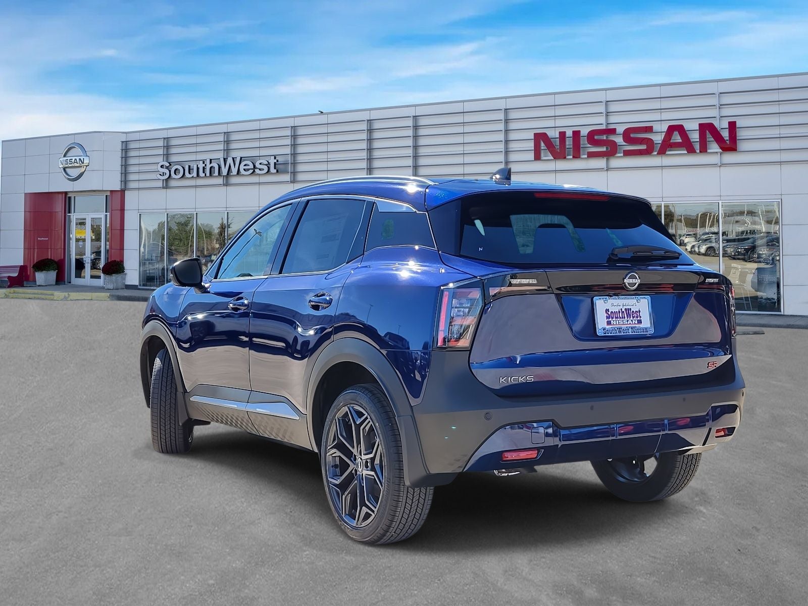2026 Nissan Kicks SR