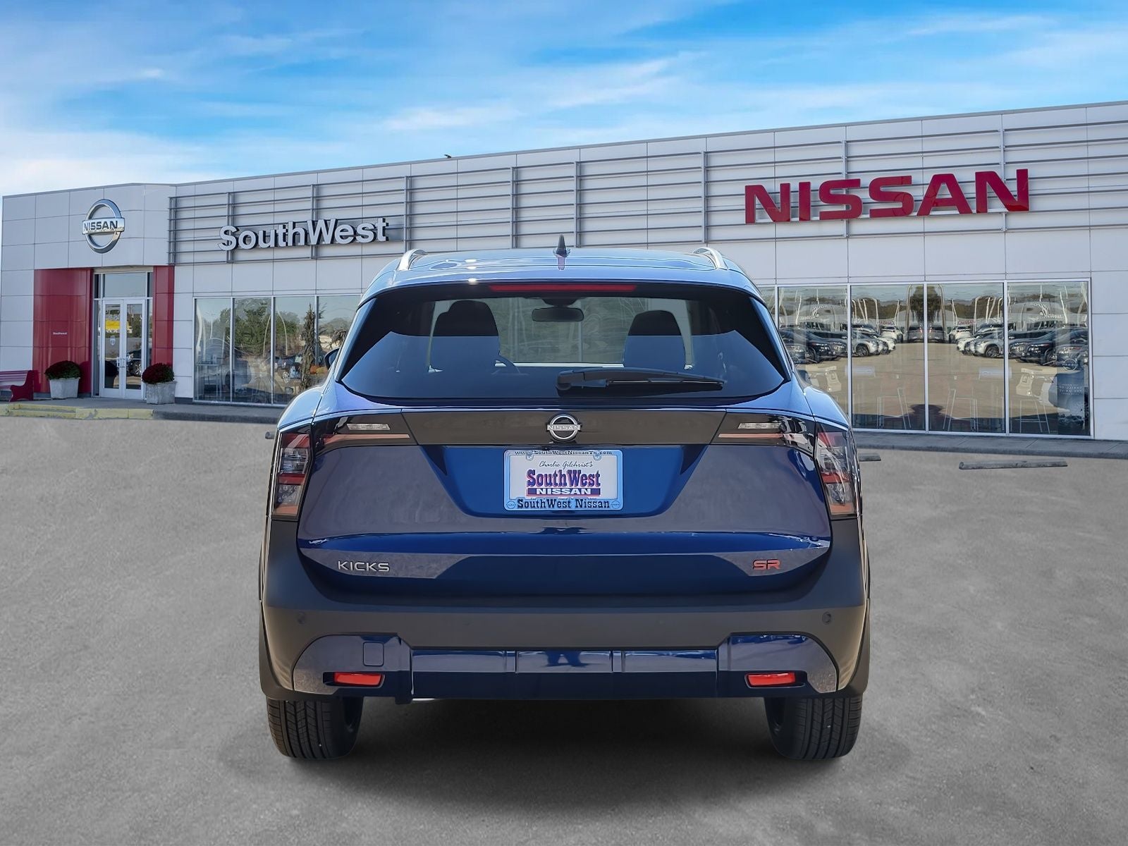 2026 Nissan Kicks SR