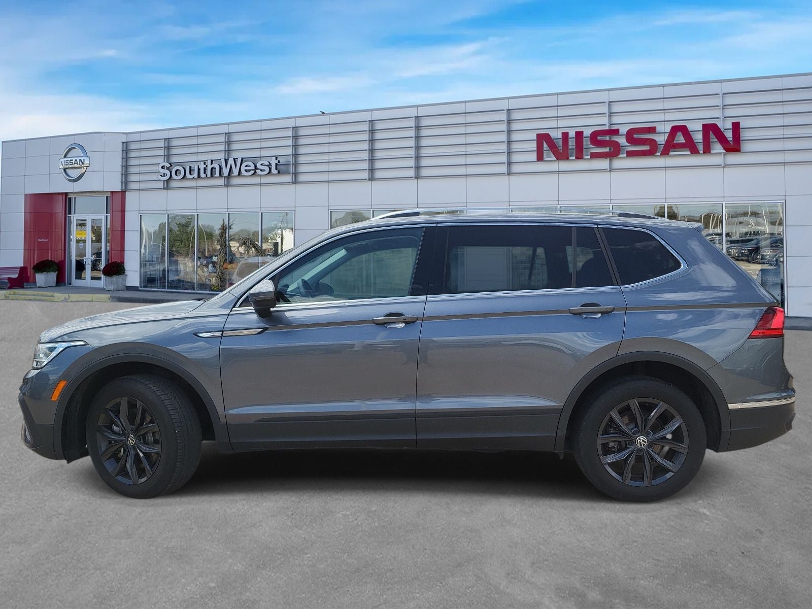 2024 Volkswagen Tiguan 2.0T SE