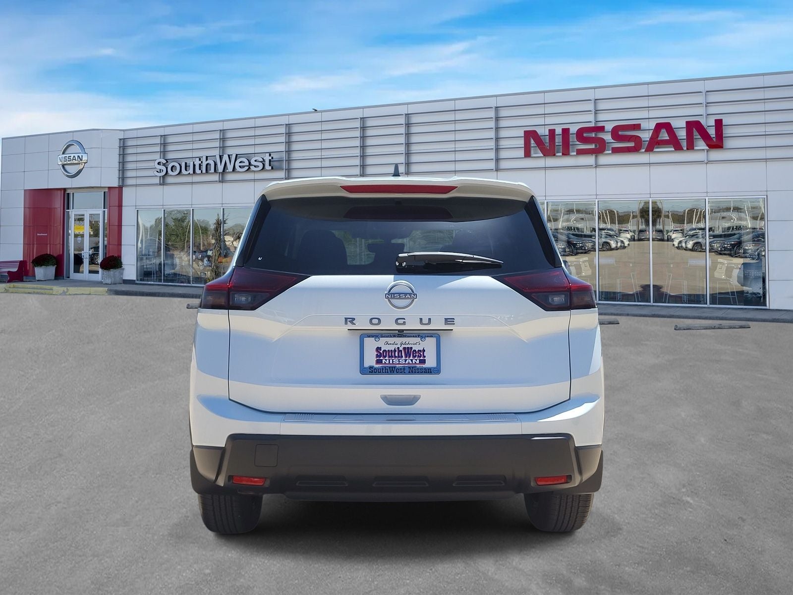 2026 Nissan Rogue SV