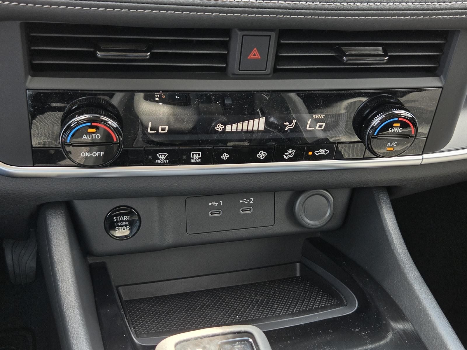 2026 Nissan Rogue SV