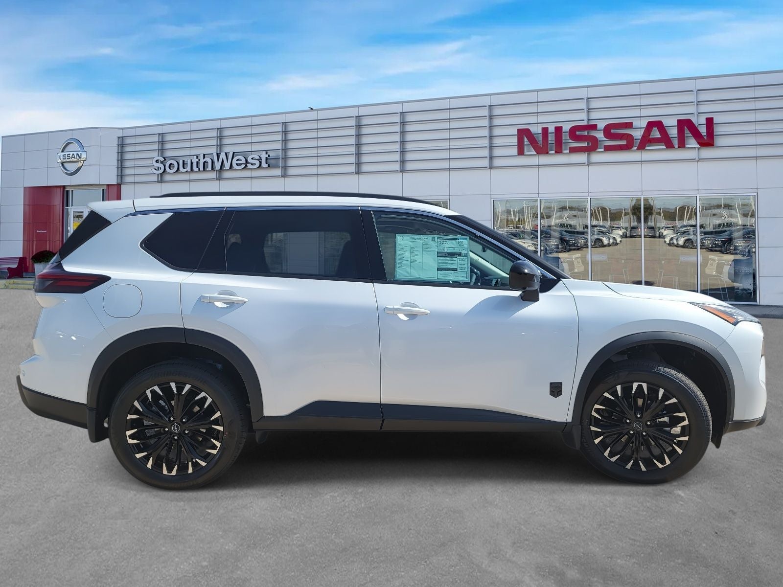 2026 Nissan Rogue Dark Armor