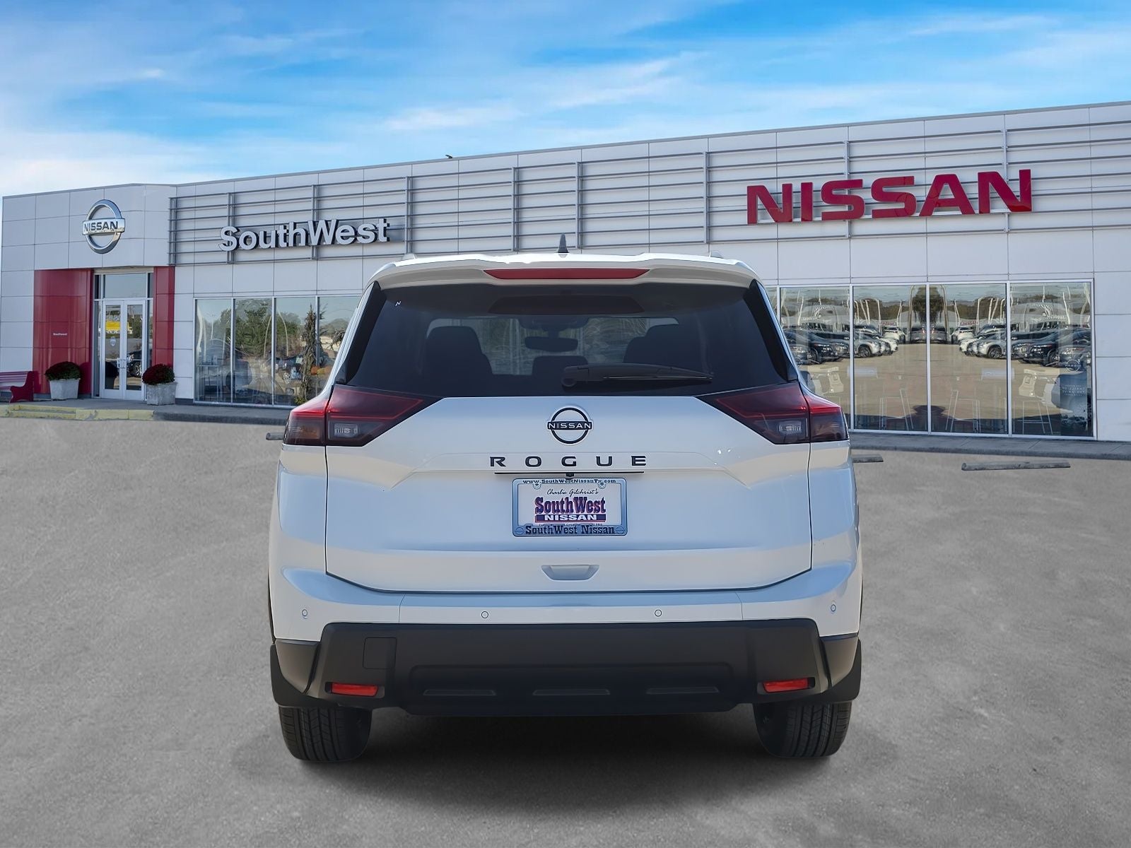 2026 Nissan Rogue Dark Armor