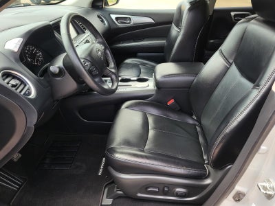 2020 Nissan Pathfinder SL