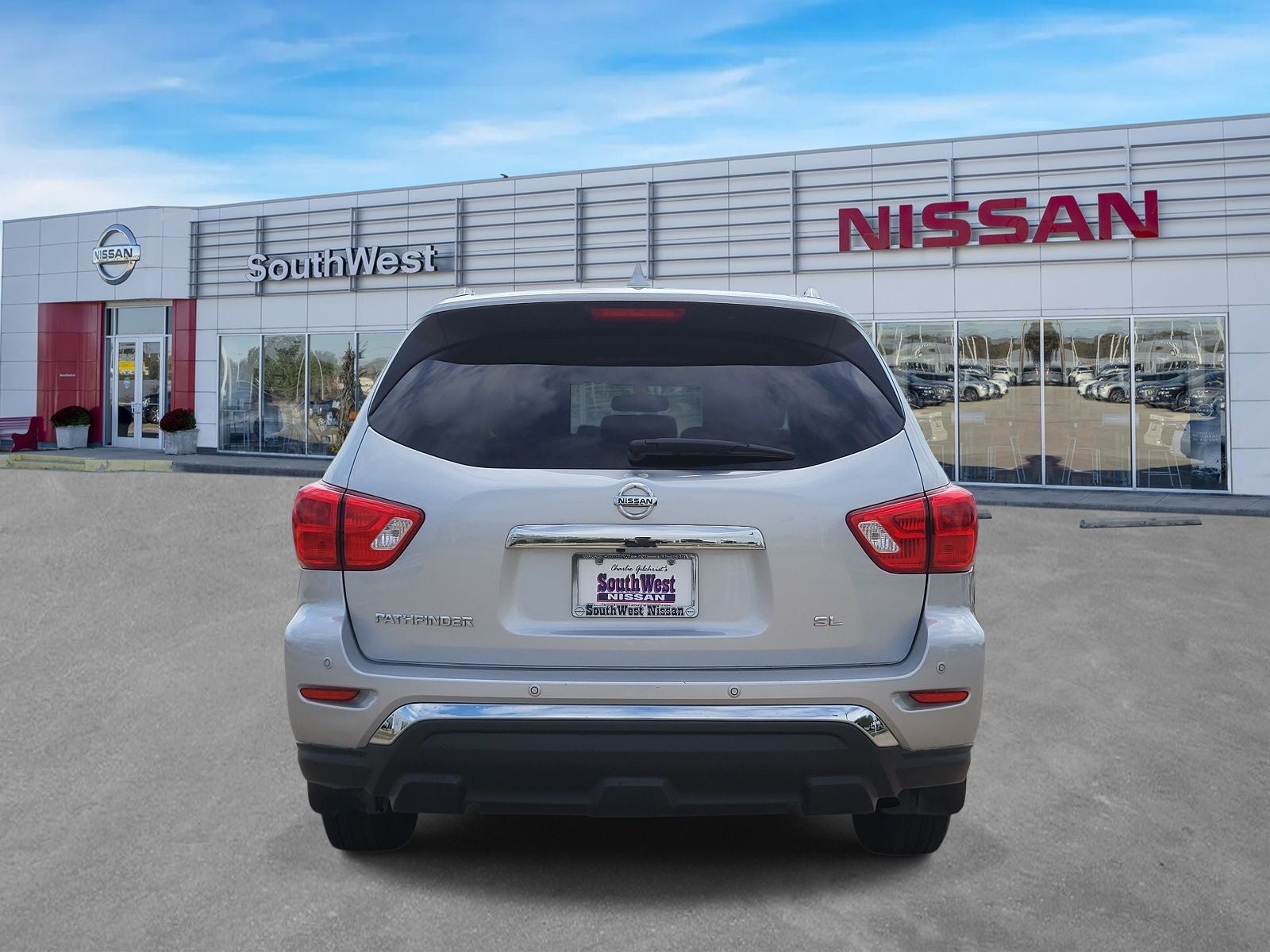 2020 Nissan Pathfinder SL